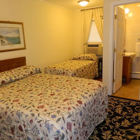 Twin Oaks Motel Manasquan Exterior photo