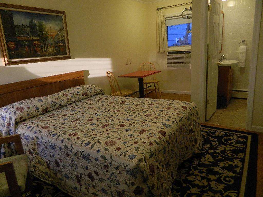 Twin Oaks Motel Manasquan Exterior photo